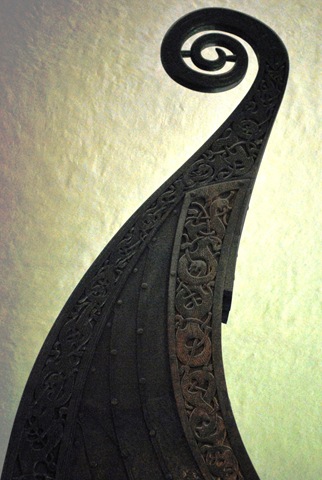 [B1 - OsloBG -Museums at Bygdöy  - Viking ship front[3].jpg]