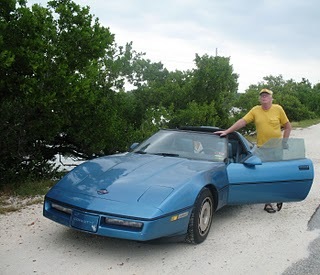 [Key West - papa with Corvette[3].jpg]