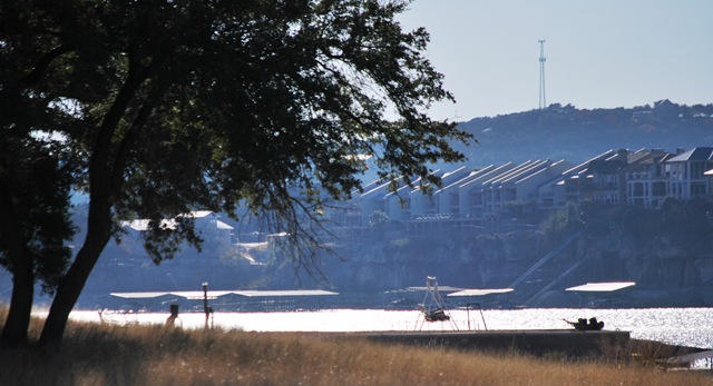 [Lago Vista Dec 9 2010 - south view Lake Travis[3].jpg]