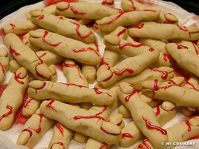 Halloween Lady Finger Cookies Freaky Finger Cookies | HI COOKERY