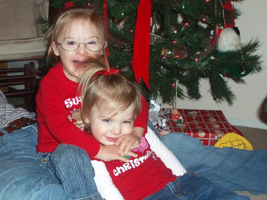 [sistersxmas1[3].jpg]