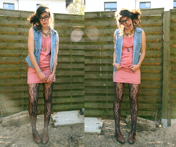 [pink and jean 002[4].jpg]