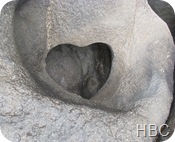 Love-sign water cave