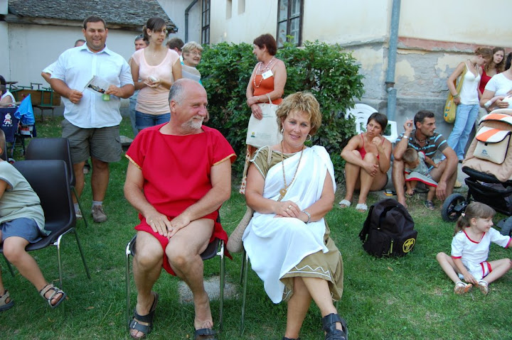 http://lh6.ggpht.com/_zcvsIuYiVbo/Sm61nMRrRJI/AAAAAAAABhE/lAOP01kL6zg/s720/Lugio_2009_0188.jpg