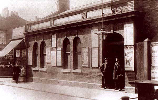 [Shadwell Station 1910[1].jpg]