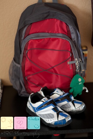 [2010_2011_FirstDayOfSchool (11 of 12)[2].jpg]