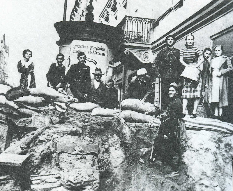 Защитники Варшавы на баррикадах.: foto_history — LiveJournal