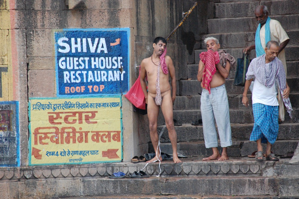 [India 2010 -Varanasi  ,  paseo  en barca por el Ganges  - 21 de septiembre   129[3].jpg]