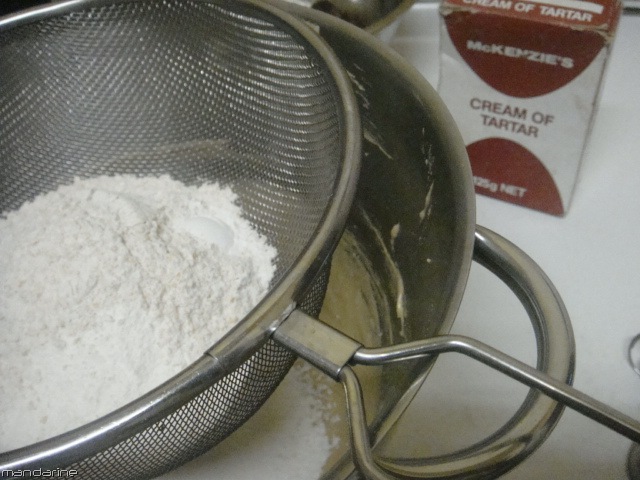 [sticky date pudd 30 April 2010 011[6].jpg]