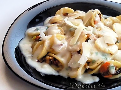 COMO HACER ESPAGUETIS CON MEJILLONES como hacer espaguetis con mejillones: