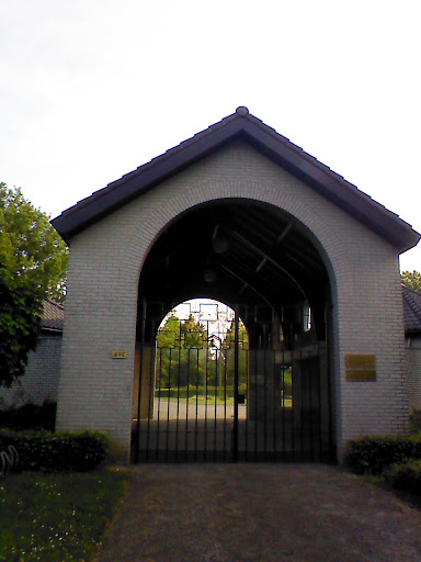 Entrance Haaghove Cemetery