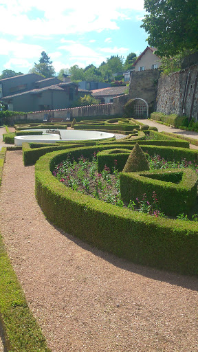 Jardins Du Château St Étienne 