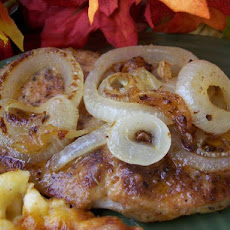 Pan-Fried Pork Chops With Onions