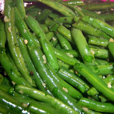 Green Beans With Coriander and Garlic: Feijao Verde Com Coentro
