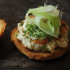 Tuna Burgers with Wasabi Ginger Mayo
