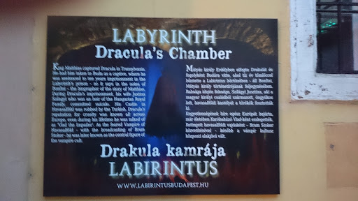 Labyrinth Dracula's Chamber