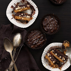 Salted Caramel and Chocolate Pretzel Cups