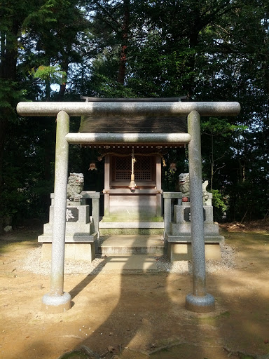 檜山神社境内