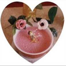 Blushing Strawberry Family Delight