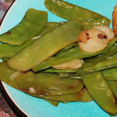 Snow Peas With Water Chestnuts