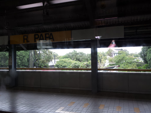 LRT1 R.Papa Station
