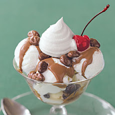 Raisin Sundaes with Chocolate-Peanut Butter Sauce