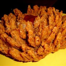 Blooming Onion and Dipping Sauce