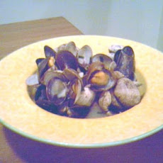 Beer Steamed Mussels