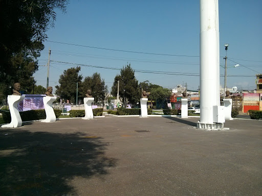 Plaza De Los Héroes