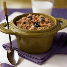 Cherry-Hazelnut Oatmeal