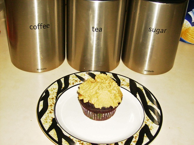 [Devils Food Cupcakes12[4].jpg]