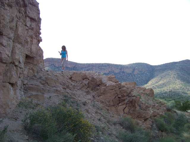 [101_0376[1].jpg]