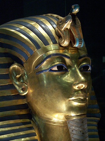 [Tutankhamun[3].jpg]