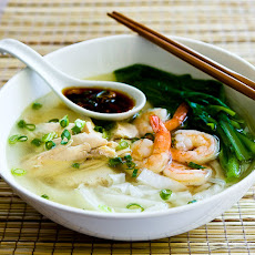 Malaysian Chicken Noodle Soup