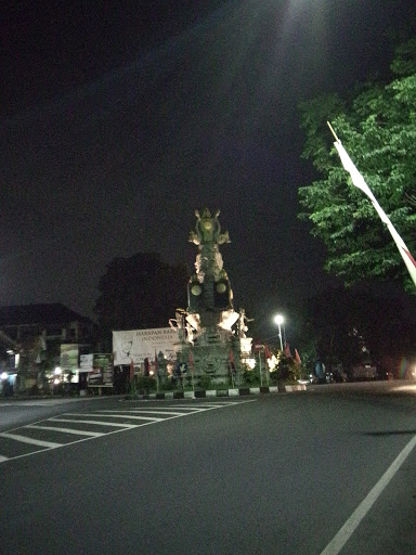 Tugu Roundabout Pulau Batam Street