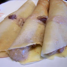 Sauteed Bananas With Cardamom Praline Sauce