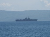 USS Kearsarge zoomed in