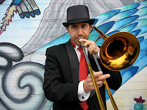 Freedenflowers Warms Up (photo by John Zavada)