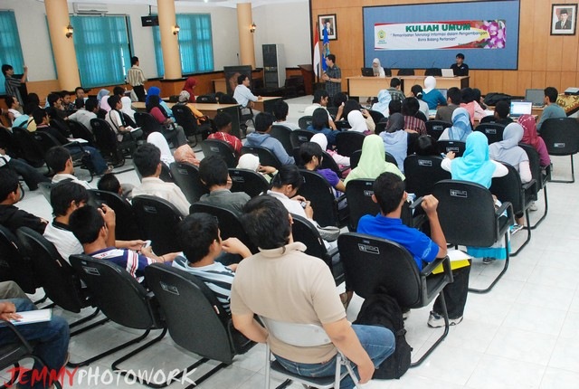 [suasana63.jpg]