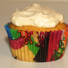 Pumpkin Pie Cupcakes with Caramel Frosting