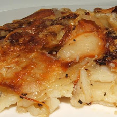 Boulangere Potatoes (Savoury Potato and Onion Bake)