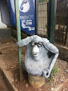 Monyet Penjaga Telephone Umum