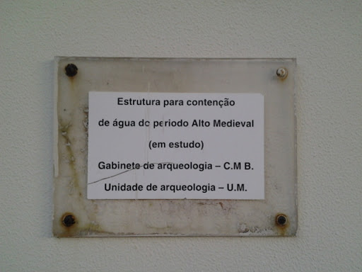 Deposito De Água Medieval