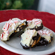 Peppermint Pretzel Bark