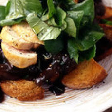Sliced Chicken with Chunky Mushroom Gravy