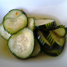 Quick garlic ginger pickles with tepin pepper