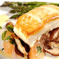 Grilled Asparagus with Spring Onion Vinaigrette