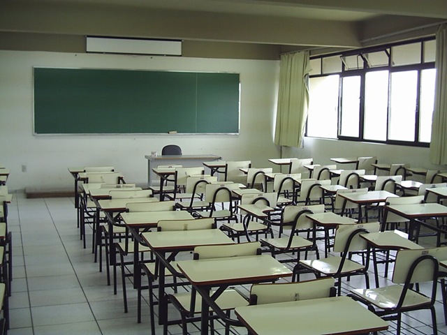 [SALA DE AULA DCNAT[7].jpg]