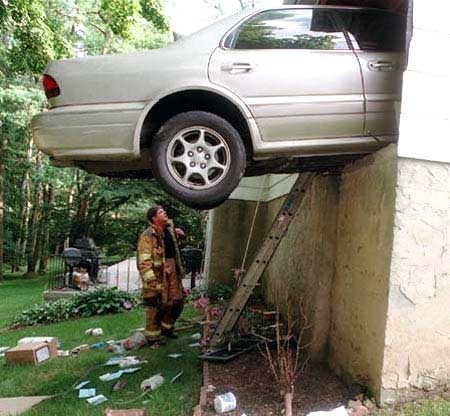 [Mujer manejando[2].jpg]