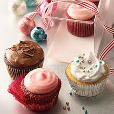 Vanilla Cupcakes with Vanilla Bean Frosting